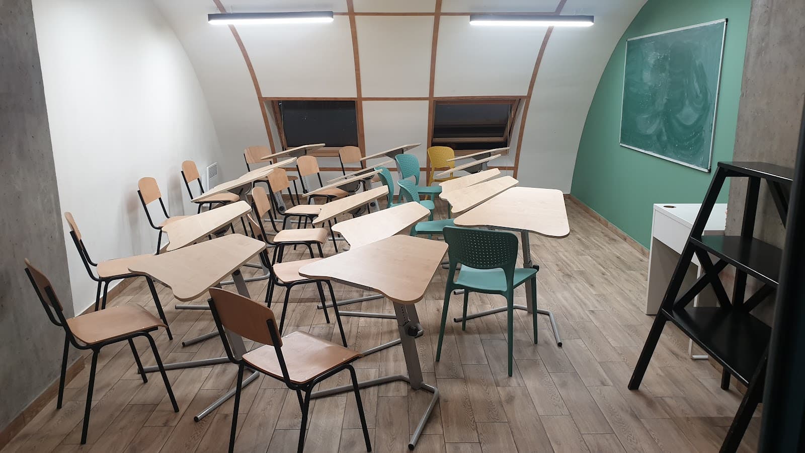 Claris Verbis School — мініатюра 3
