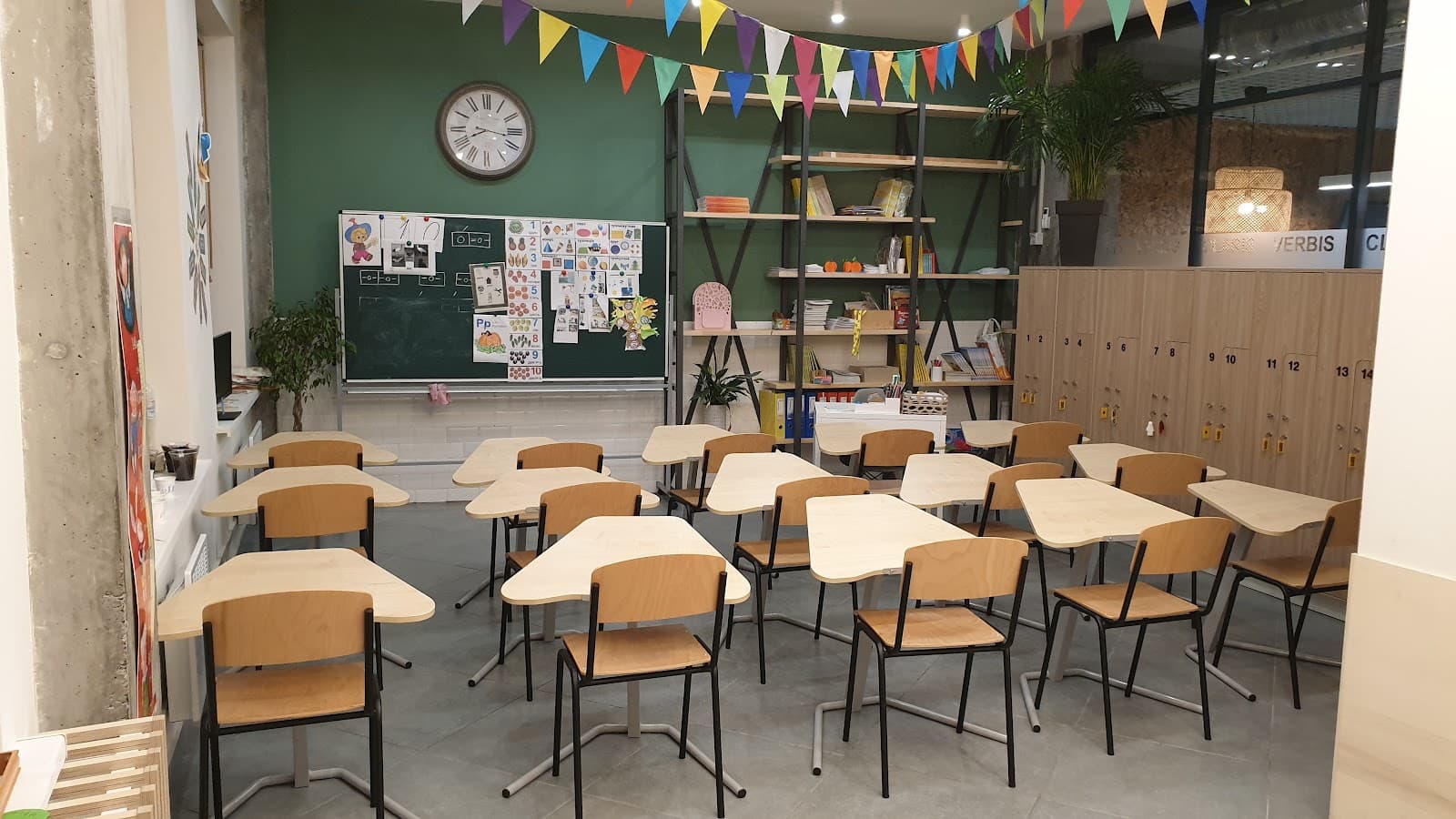 Claris Verbis School — мініатюра 4
