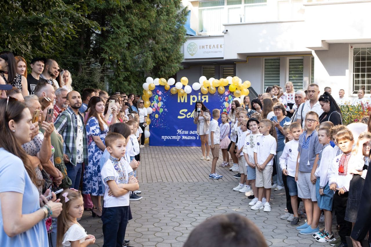 Рівненська приватна гімназія «Мрія» — мініатюра 3