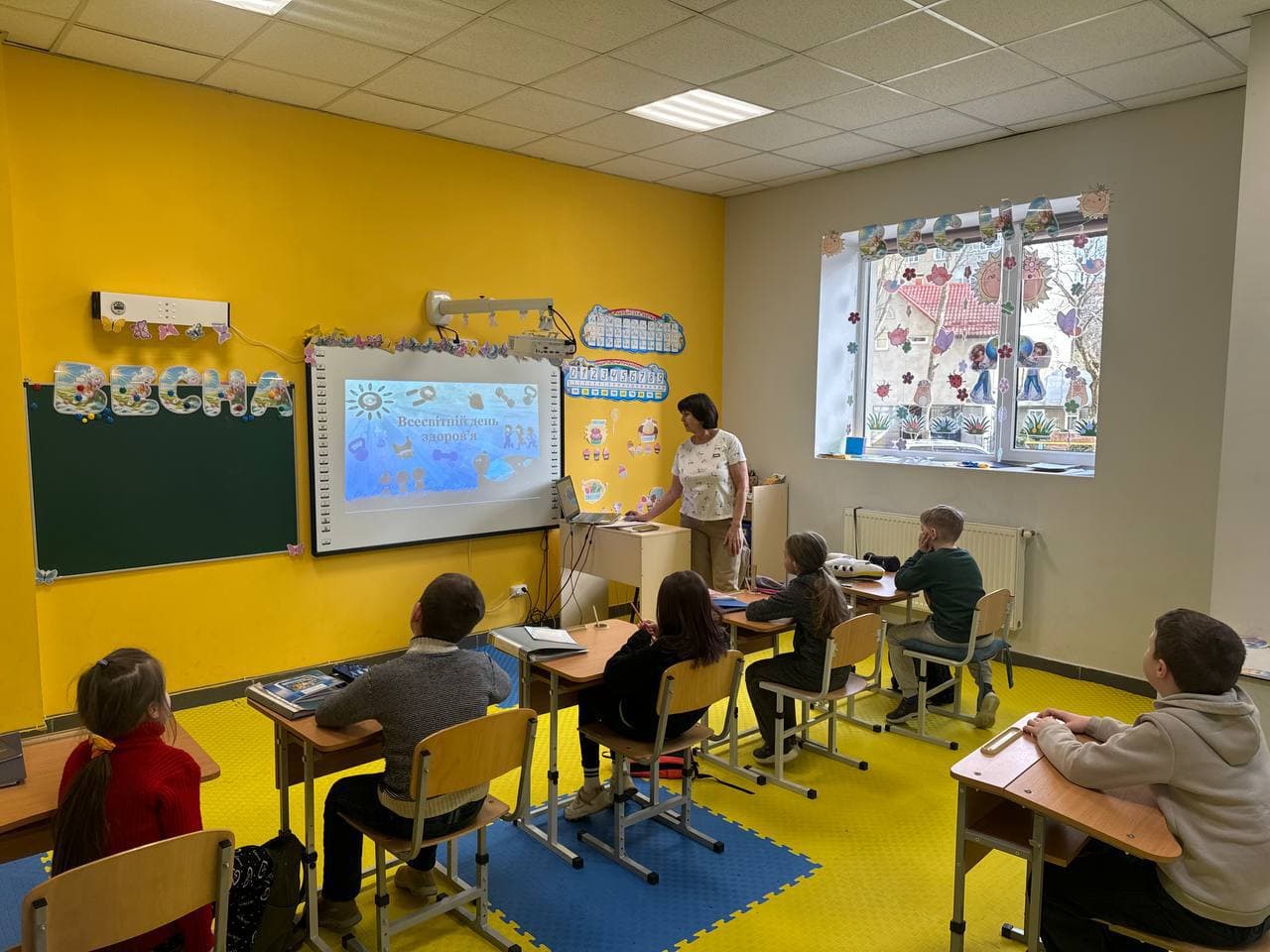 Приватна початкова школа «KIDS' UNI»