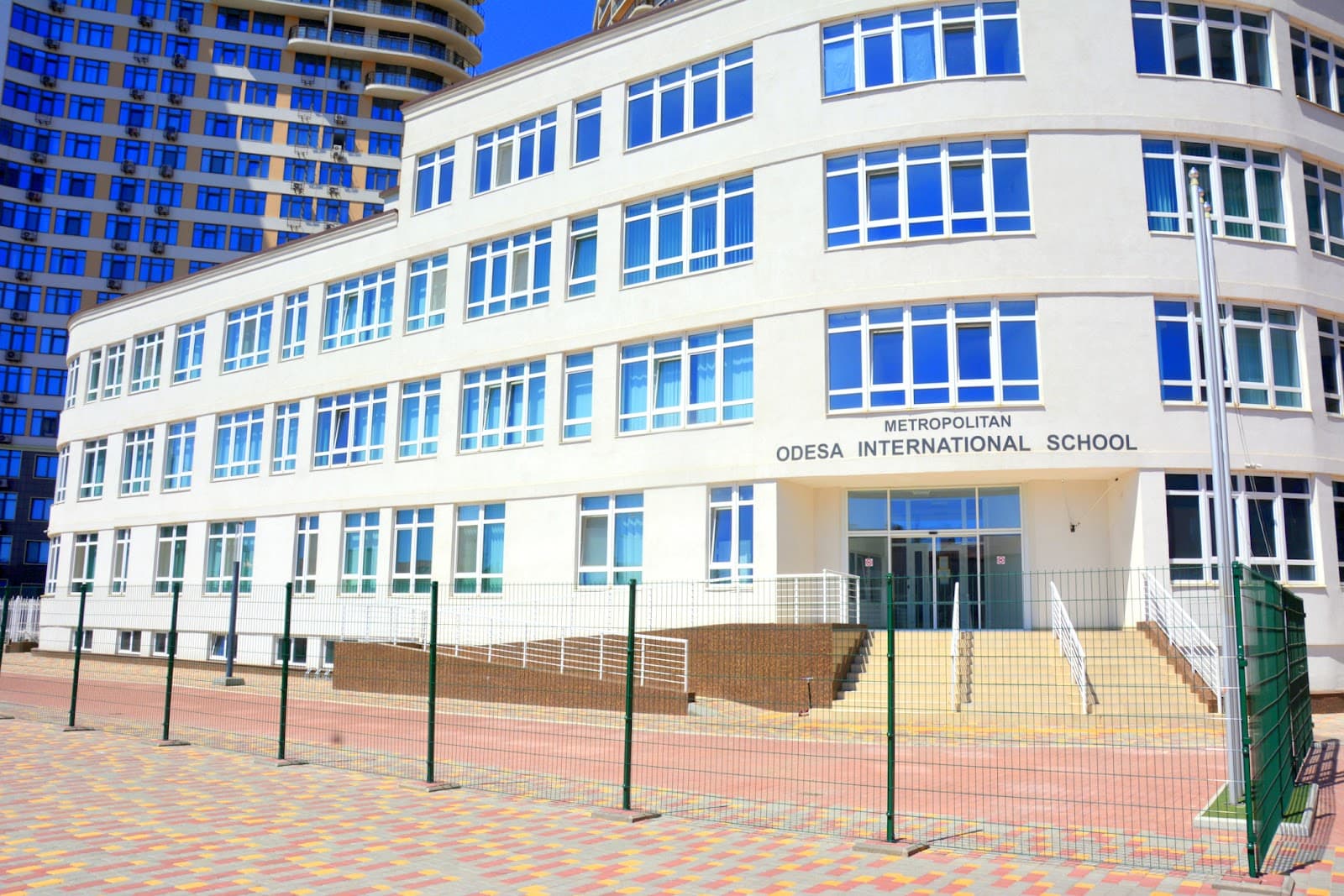 Odesa International School (Метрополітан)